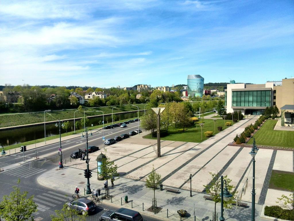 Vilnius Apartments & Suites - Gedimino Avenue Exteriör bild